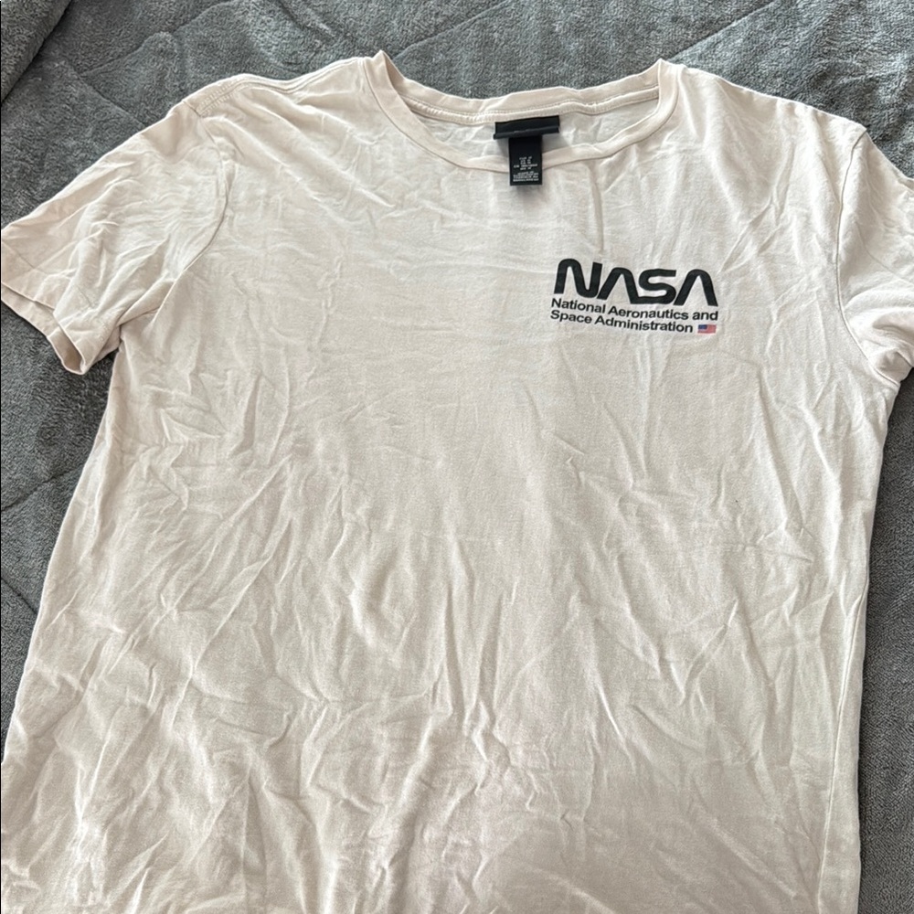 H&M Cream Short Sleeve Tee with NASA Logo